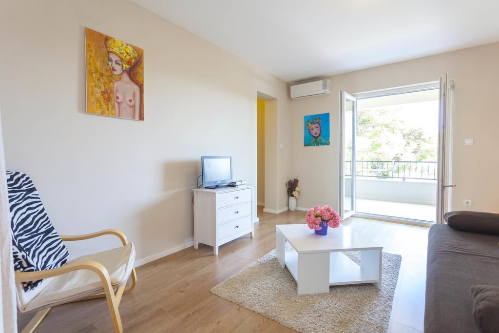 Meri Apartments - Puharic Makarska Habitación foto